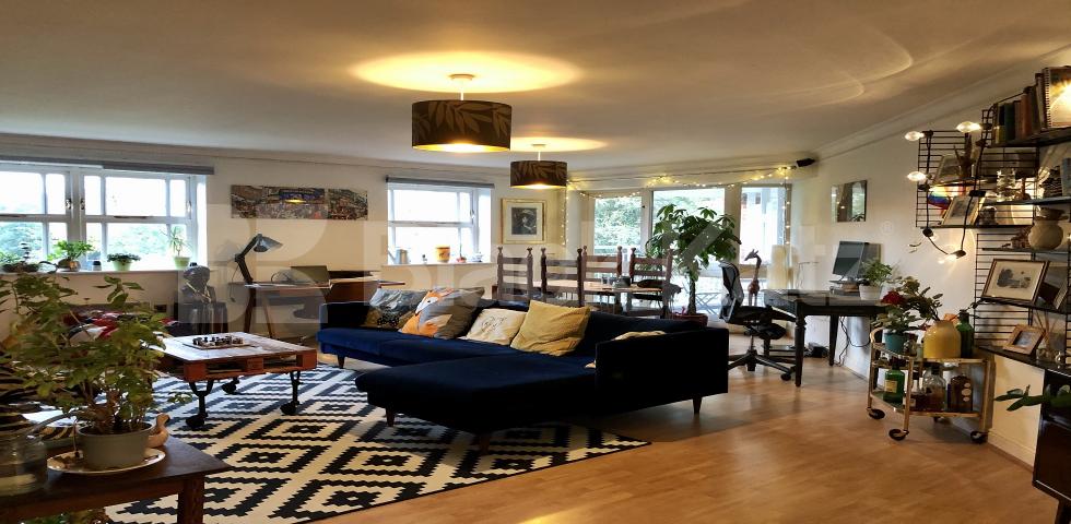 			NEW INSTRUCTION, 2 Bedroom, 1 bath, 1 reception Flat			 MacMillan Way, Tooting